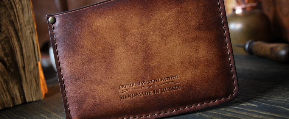 Персонализация для товара Холдер для автодокументов и паспорта Casper Lite