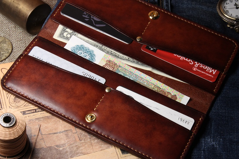 Corolla - клатч из натуральной кожи Corolla - клатч из натуральной кожи