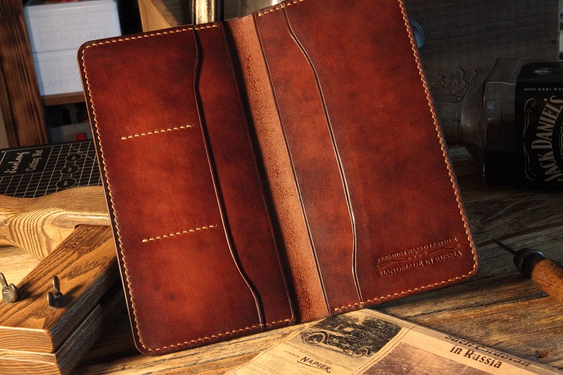 Classik - Клатч из натуральной кожи Classik - Клатч из натуральной кожи