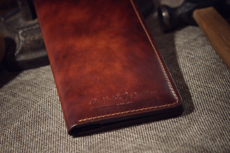 Classik - Клатч из натуральной кожи Classik - Клатч из натуральной кожи