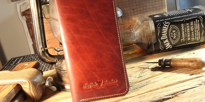 Персонализация для товара Miller - Клатч из кожи