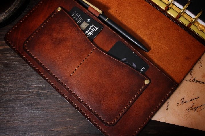 Ежедневник из натуральной кожи А5 Ежедневник из натуральной кожи А5