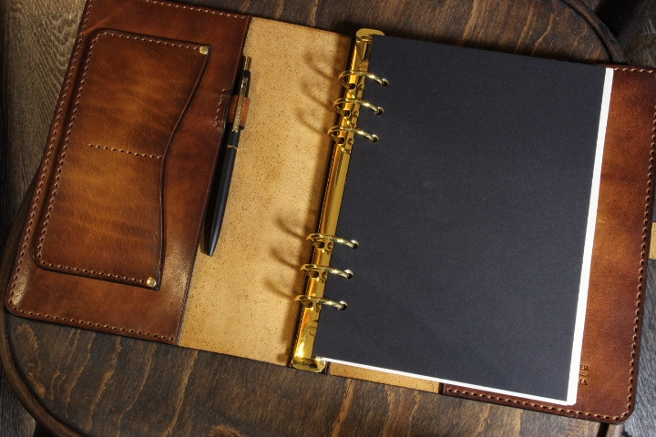 Ежедневник из натуральной кожи А5 Ежедневник из натуральной кожи А5