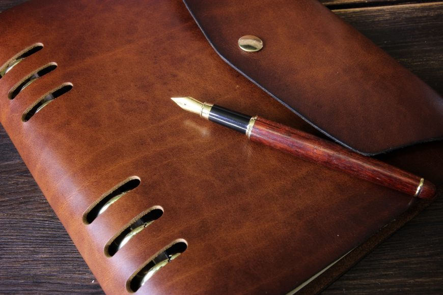 Кожаный ежедневник на кольцах А5 Кожаный ежедневник на кольцах А5